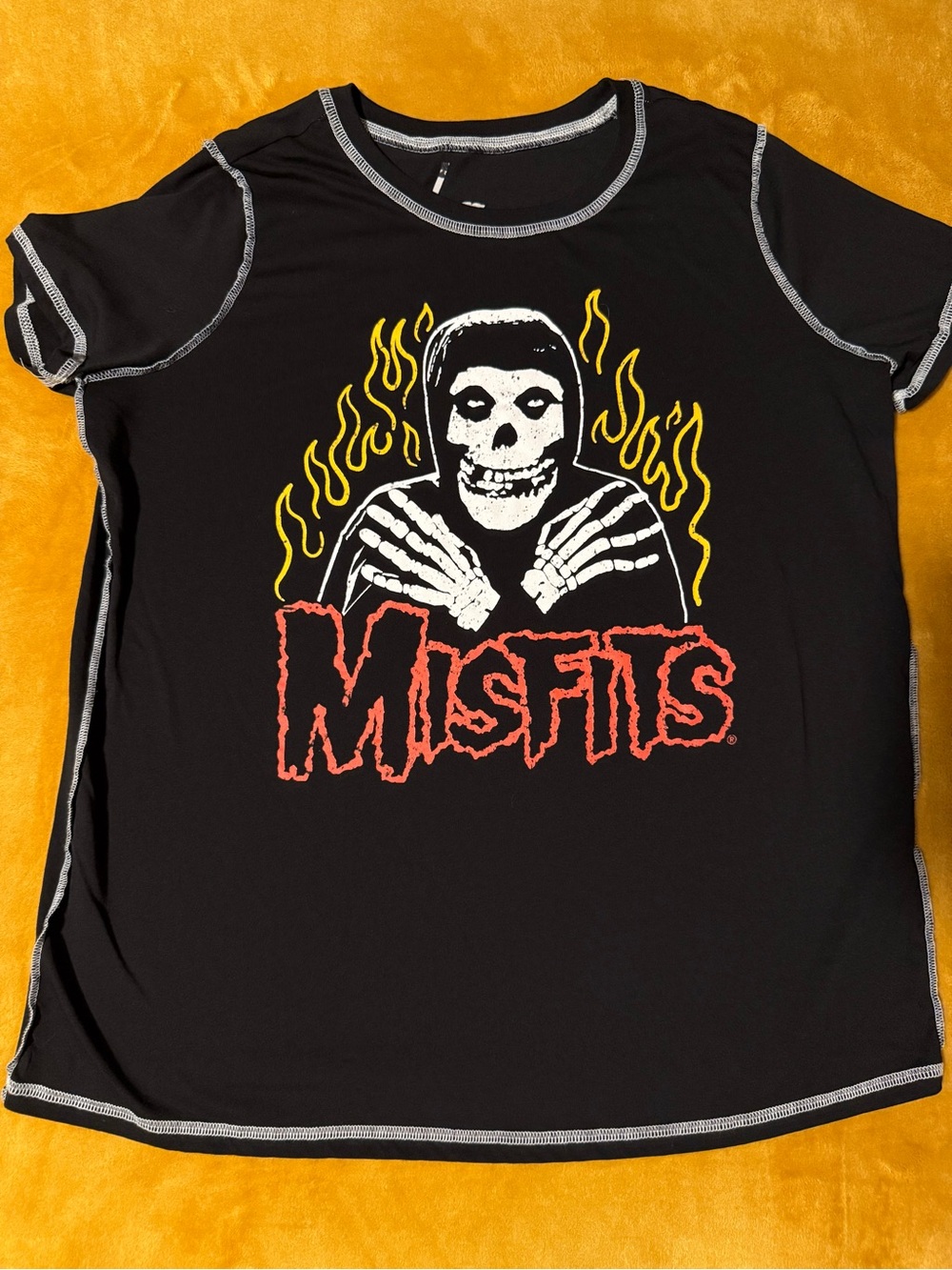 Torrid Misfits graphic shirt 🖤